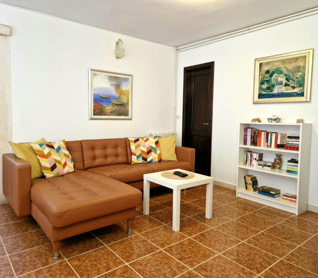 Apartments Barbaresko 鲁巴达 外观 照片