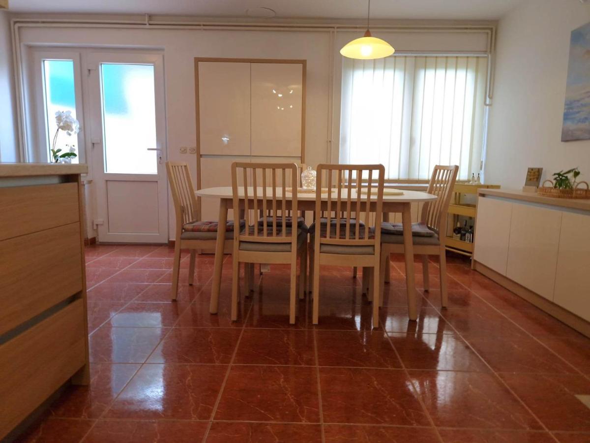 Apartments Barbaresko 鲁巴达 外观 照片